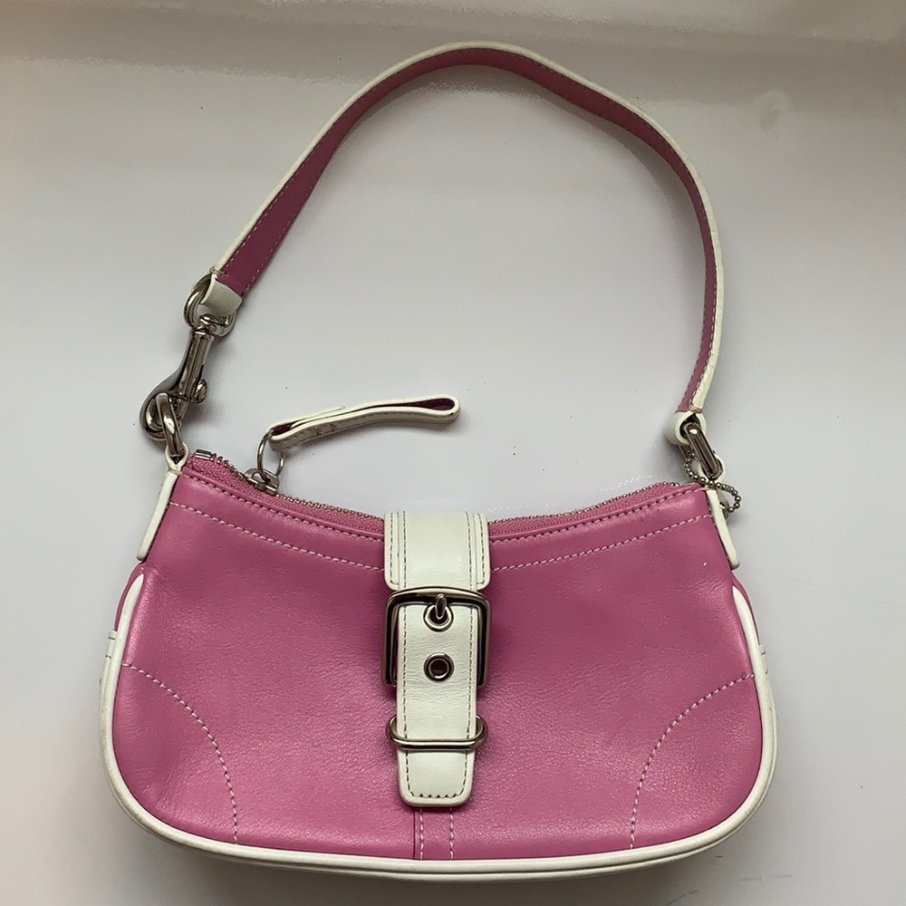 Coach vintage pink leather shoulder bag